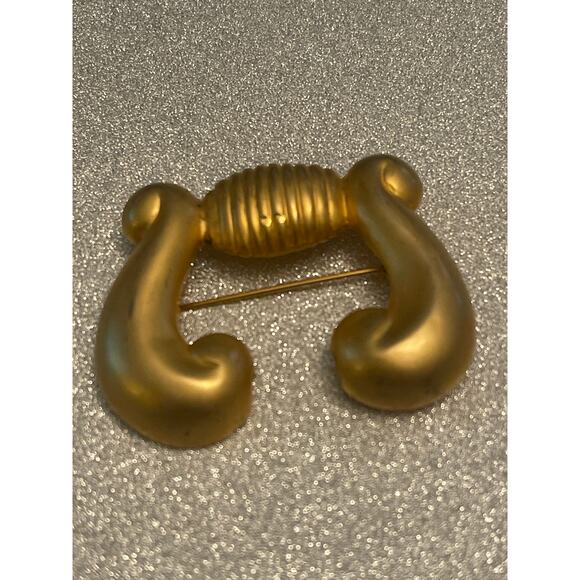 Vintage Gold Tone Music Note Brooch lapel Pin B#18 - Picture 3 of 4